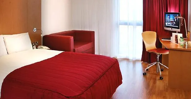 Hotel Ramada By Wyndham Belfast