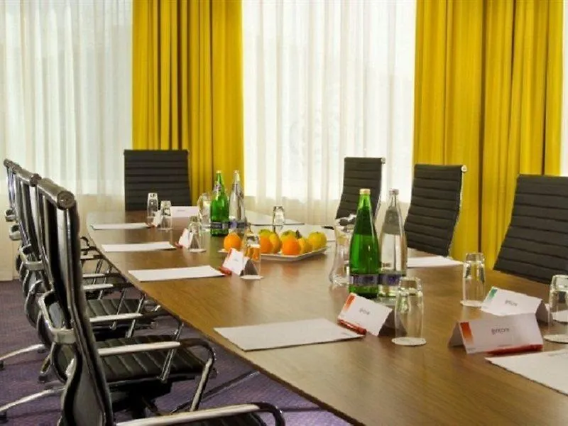 Ramada By Wyndham Belfast Hotel