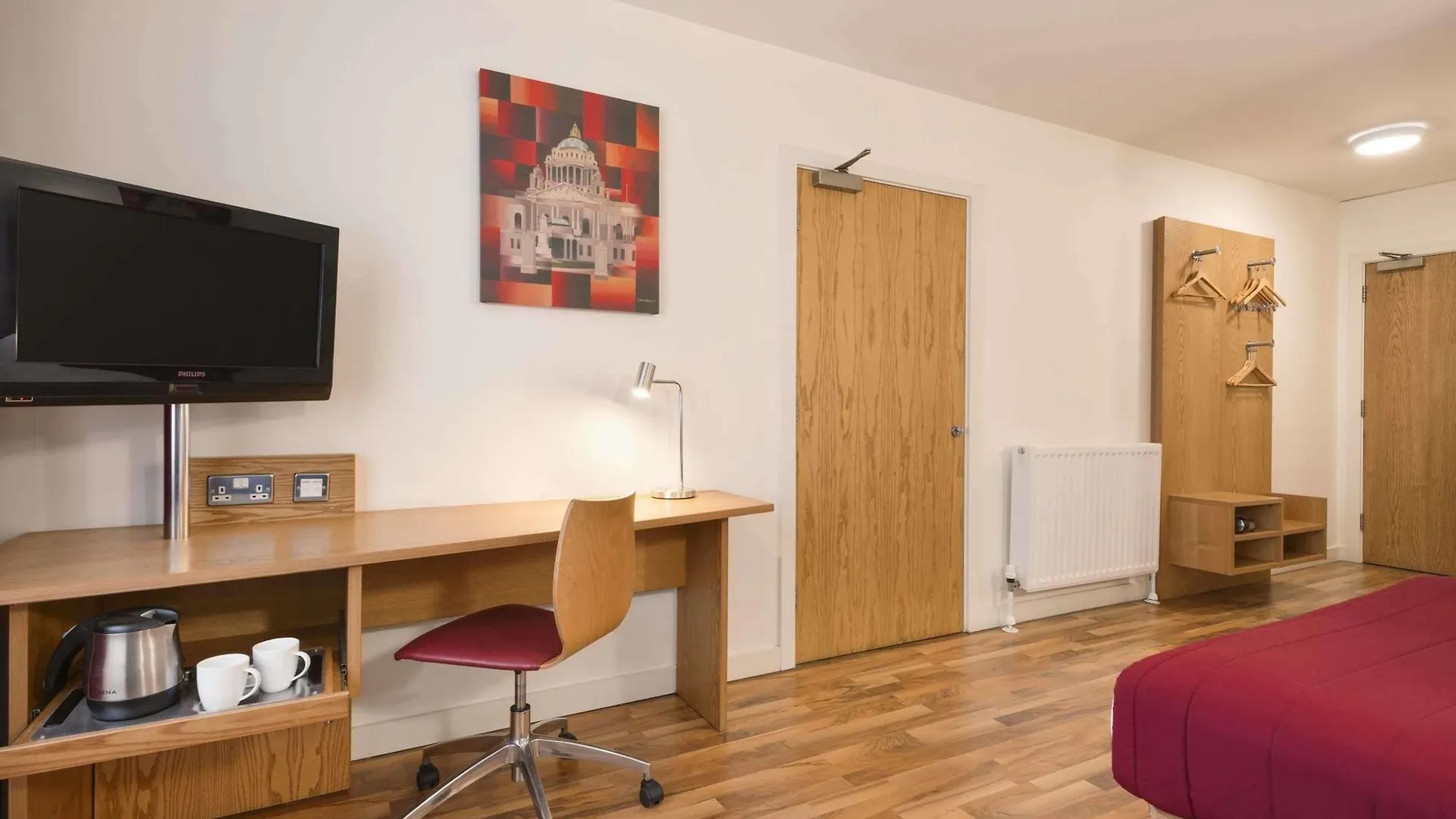 Ramada By Wyndham Belfast Hotel